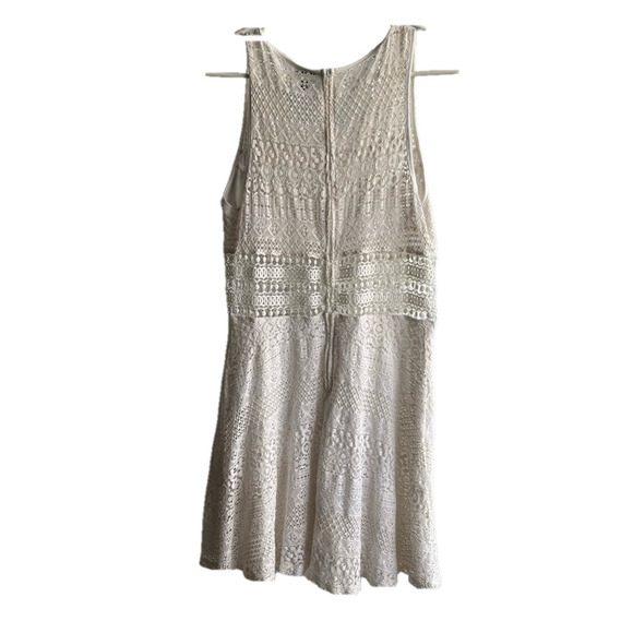 Rue21 Off white Sundress Mini with unlined/sheer waist and upper back size Large - Picture 6 of 6